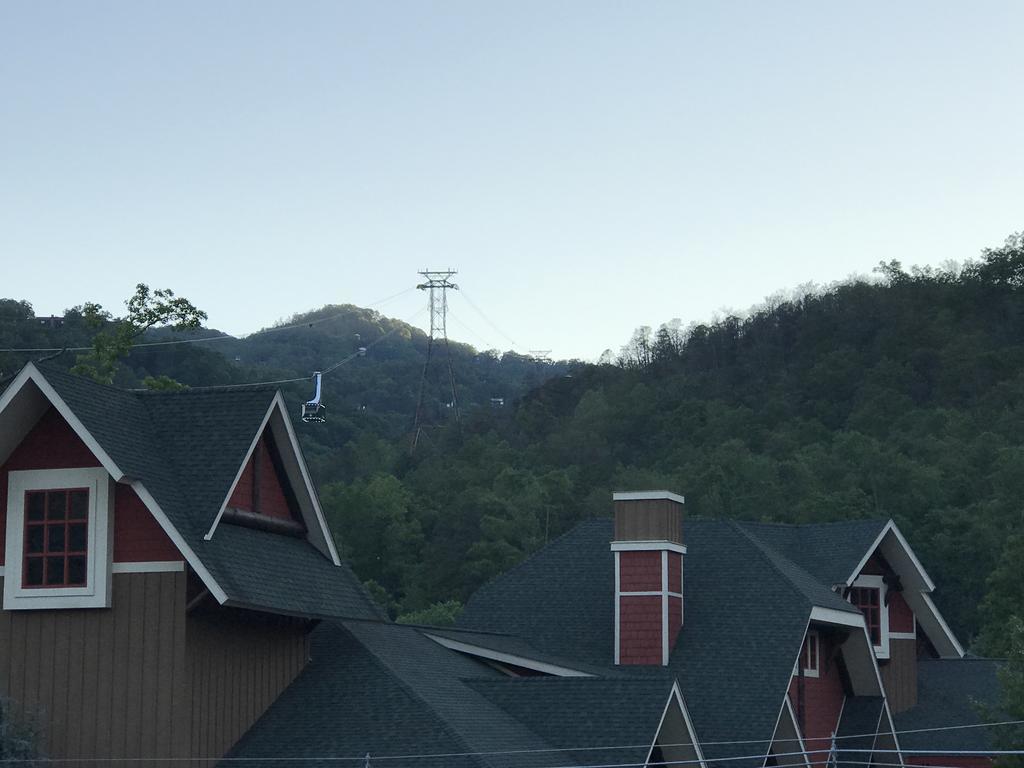 Downtown Gatlinburg Apartment エクステリア 写真